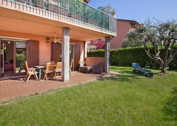 Eli House Cavaion Veronese